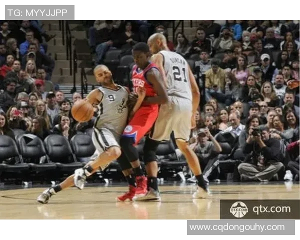 成都飞盘队创新防反战术解析助力球队崛起与发展